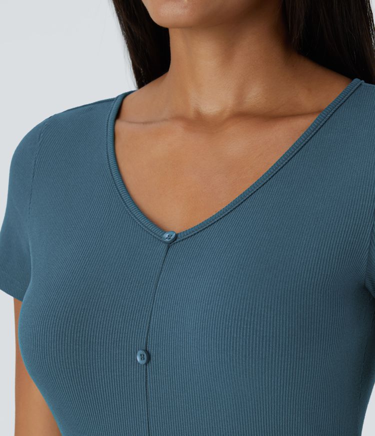 geripptes strickkleid mit v-ausschnitt midi-länge lässig