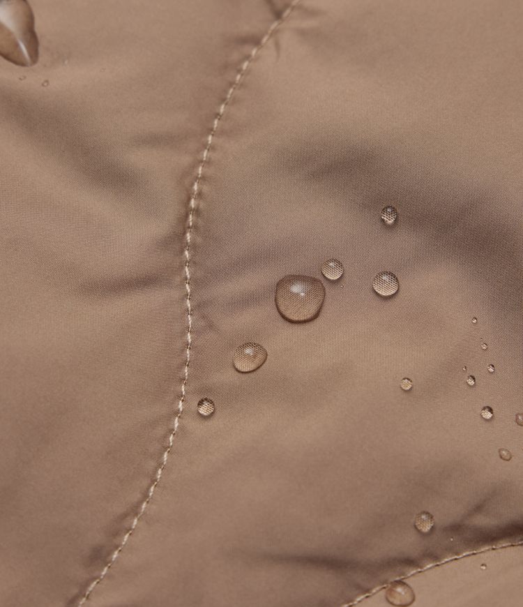 strapazierfähige wasserabweisende hochgeschlossene gesteppte weste mit kordelzug am saum und taschen aus synthetikdaunen