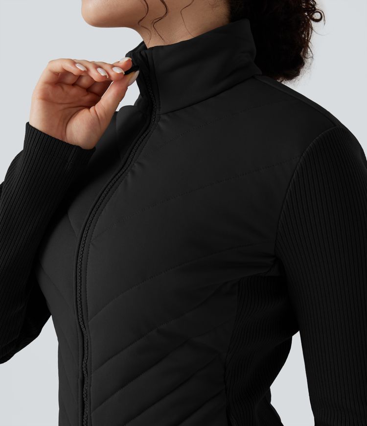 hochgeschlossene kontrastfarbene rippstrick-steppjacke in schmaler lässiger passform mit taschen